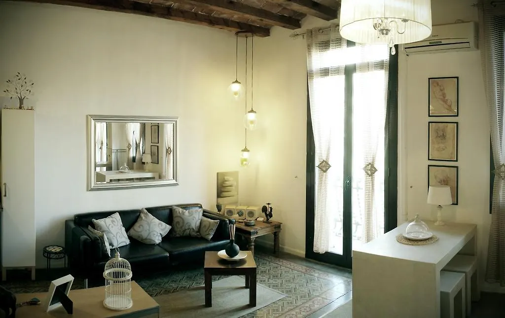 Lempika Apartment Barcelona 0*,